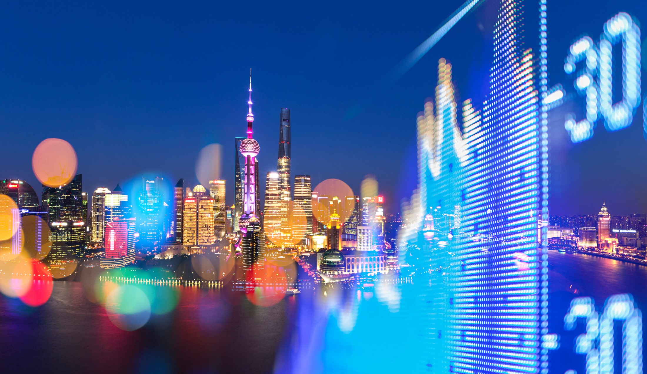 Ett collage av bilder på städer och digitala siffror samt grafer.